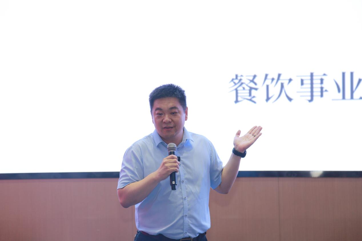 开班第一课双汇生鲜品事业部市场部长闫来福.png